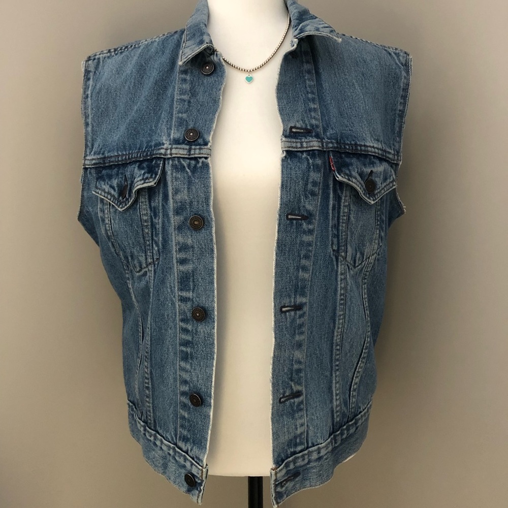 Levi’s Red Tab Jean Vest size 38 chest